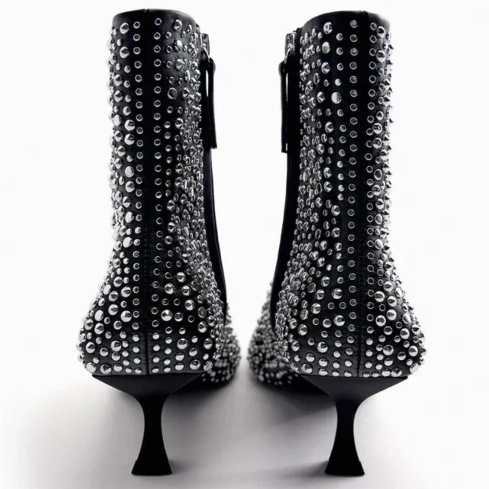 Zara Black Studded  Heeled Ankle Boots - Size 8 - Picture 5 of 16